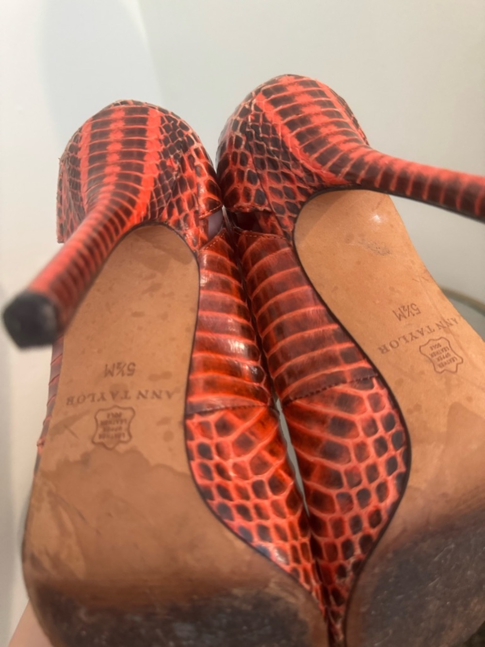Pointed-Toe High Heels - Picture 5 of 5